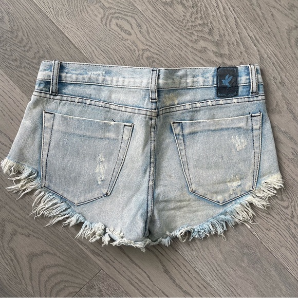 One Teaspoon Light Denim Shorts Size 26 - Picture 1 of 3
